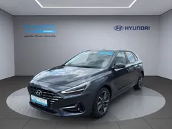 Grau Gebraucht 2021 Hyundai i30 Edition 30+ Limousine | 16.990 € (Fairer Preis)