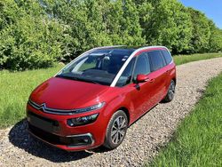 Rot Gebraucht 2017 Citroën Grand C4 Picasso SELECTION Van / Kleinbus | 13.950 € (Fairer Preis)
