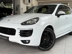 Weiß Gebraucht 2015 Porsche Cayenne SUV | 35.990 € (Teuer)
