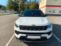 Weiß Gebraucht 2021 Jeep Compass SUV | 21.500 € (Fairer Preis)