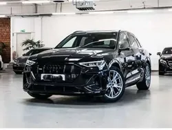 Schwarz Gebraucht 2020 Audi e-tron Sport SUV | 36.990 €