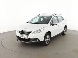 Weiß Gebraucht 2016 Peugeot 2008 Allure SUV | 11.700 € (Fairer Preis)