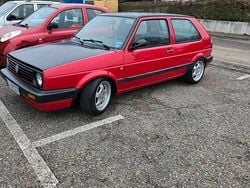 Rot Gebraucht 1990 VW Golf II Kleinwagen | 6.555 €