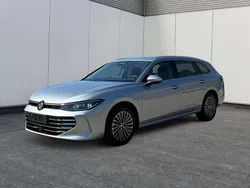 Schwarz Neu 2025 VW Passat Elegance Kombi | 38.180 € (Superpreis)
