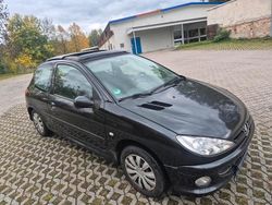 Schwarz Gebraucht 2004 Peugeot 206 Kleinwagen | 1.190 € (Fairer Preis)