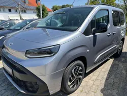 Silber Neu 2024 Toyota Proace Verso City Kombi | 29.790 € (Guter Preis)