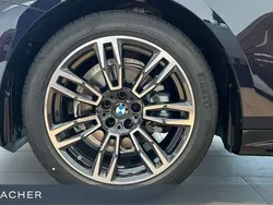Carbonschwarz Neu 2025 BMW 520 M Sport Kombi | 64.000 € (Fairer Preis)