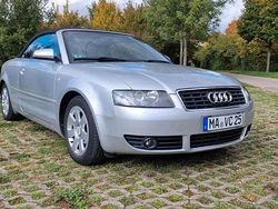 Silber Gebraucht 2004 Audi A4 Cabriolet Cabrio | 5.799 € (Teuer)