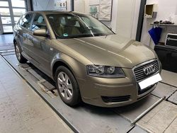 Dakarbeige metallic Gebraucht 2007 Audi A3 Ambiente Kleinwagen | 3.990 € (Fairer Preis)