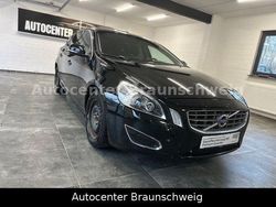Schwarz Gebraucht 2012 Volvo V60 Summum Kombi | 7.990 € (Fairer Preis)