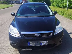 Schwarz Gebraucht 2009 Ford Focus Kombi | 2.500 € (Fairer Preis)