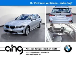 Silber Gebraucht 2020 BMW 320 Sport Line Kombi | 22.890 € (Fairer Preis)