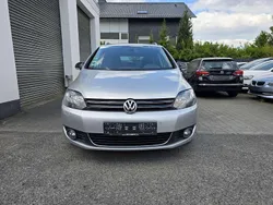 Reflexsilber metallic Gebraucht 2011 VW Golf Plus Cross Style Van / Kleinbus | 6.950 € (Etwas zu teuer)