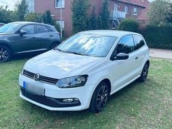 Weiß Gebraucht 2017 VW Polo Kleinwagen | 6.850 € (Guter Preis)
