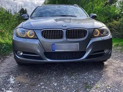Grau Gebraucht 2011 BMW 335 Exclusive Kombi | 17.999 € (Fairer Preis)