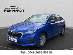 Energy blau Gebraucht 2024 Skoda Scala Essence Kleinwagen | 19.690 € (Fairer Preis)