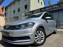 Reflexsilber Gebraucht 2019 VW Touran Comfortline Van / Kleinbus | 14.980 € (Guter Preis)