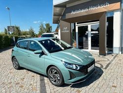 Grün Neu 2025 Hyundai i20 Trend Limousine | 21.990 € (Fairer Preis)