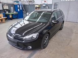 Schwarz Gebraucht 2011 VW Golf Style Kombi | 4.990 € (Fairer Preis)