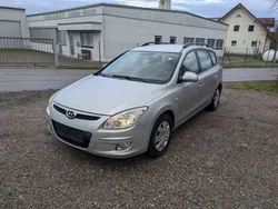 Silber Gebraucht 2009 Hyundai i30 Classic Kombi | 1.250 € (Superpreis)