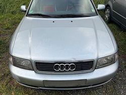 Silber Gebraucht 1997 Audi A4 Sport Limousine | 990 € (Superpreis)
