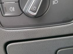 Grau Gebraucht 2018 VW Arteon R-line Limousine | 25.000 € (Fairer Preis)