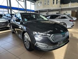 Schwarz Gebraucht 2024 Skoda Octavia Style Kombi | 25.000 € (Guter Preis)