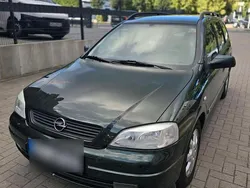 Grün Gebraucht 2001 Opel Astra Kombi | 1.000 € (Guter Preis)