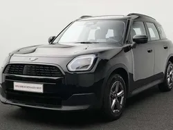 Schwarz Gebraucht 2024 Mini Countryman SUV | 34.040 € (Guter Preis)