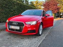 Rot Gebraucht 2020 Audi A3 Sportback Comfort Kleinwagen | 19.998 € (Superpreis)