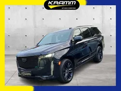Blau Gebraucht 2023 Cadillac Escalade SUV | 110.500 € (Teuer)