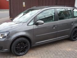 Grau Gebraucht 2011 VW Touran Van / Kleinbus | 4.300 € (Superpreis)