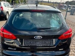 Schwarz Gebraucht 2015 Ford Focus Trend Kombi | 5.500 € (Fairer Preis)