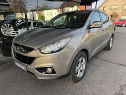 Silber Gebraucht 2010 Hyundai ix35 Style SUV | 6.600 € (Guter Preis)