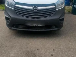 Weiß Gebraucht 2015 Opel Vivaro Van | 3.400 €