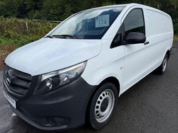 Weiß Gebraucht 2020 Mercedes Vito Van / Kleinbus | 26.995 € (Fairer Preis)
