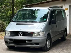 Silber Gebraucht 2002 Mercedes V220 Van / Kleinbus | 5.900 € (Teuer)