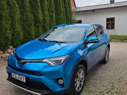 Blau Gebraucht 2016 Toyota RAV4 Hybrid Executive SUV | 20.450 € (Etwas zu teuer)