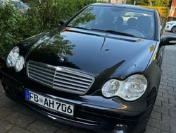 Schwarz Gebraucht 2006 Mercedes C180 Avantgarde Kombi | 2.500 € (Superpreis)