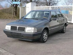 Grau Gebraucht 1987 Lancia Thema Limousine | 5.400 €