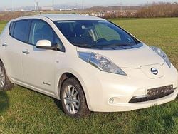 Weiß Gebraucht 2016 Nissan Leaf Acenta Kleinwagen | 5.490 € (Guter Preis)
