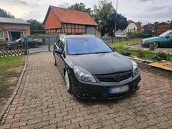Schwarz Gebraucht 2008 Opel Vectra OPC Kombi | 2.800 € (Fairer Preis)