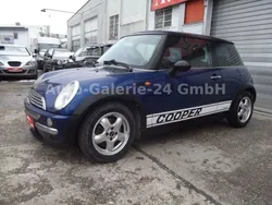 Blau Gebraucht 2003 Mini Cooper Kleinwagen | 2.999 € (Fairer Preis)