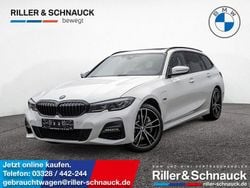 Alpinweiss Gebraucht 2022 BMW 330e M Sport Kombi | 36.950 € (Fairer Preis)