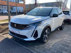 Weiß Gebraucht 2021 Peugeot 3008 Allure SUV | 21.990 € (Guter Preis)