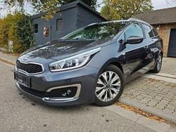 Grau Gebraucht 2016 Kia Ceed Sportswagon Kombi | 11.399 € (Fairer Preis)