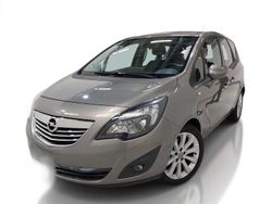 Grau Gebraucht 2012 Opel Meriva Innovation Van / Kleinbus | 5.998 € (Fairer Preis)