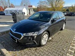Schwarz Gebraucht 2021 Skoda Octavia Ambition Kombi | 17.990 € (Superpreis)