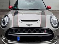 Silber Gebraucht 2018 Mini Cooper S Sport Kleinwagen | 20.000 €