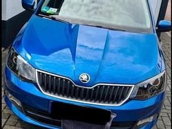 Blau Gebraucht 2016 Skoda Fabia Kleinwagen | 7.900 € (Guter Preis)